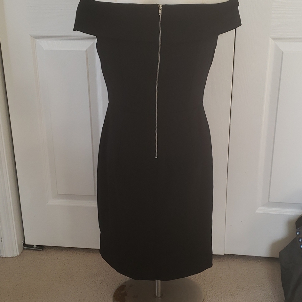 Lovely black dress - Picture 3 of 4
